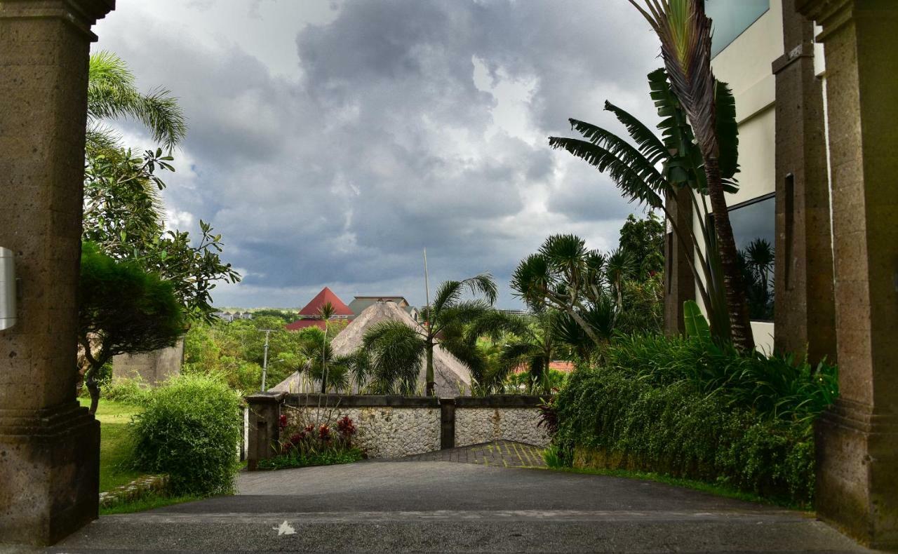 Hillstone Uluwatu Villa Ungasan  Luaran gambar